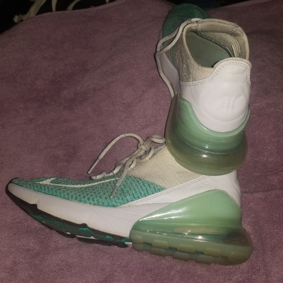 Nike Air Max 27c - Picture 3 of 4
